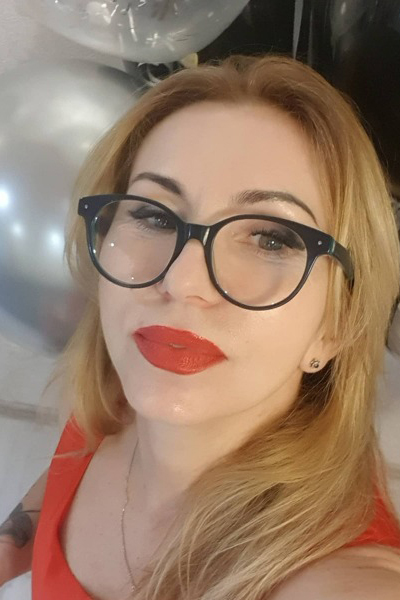 Mystical Presence: Elena, 55 y.o. from Odesa, Ukraine — VeronikaLove
