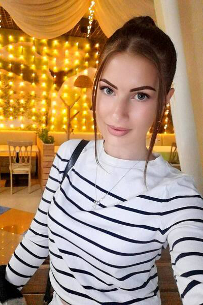 Sparkling Essence: Yana, 31 y.o. from Sumy, Ukraine — VeronikaLove