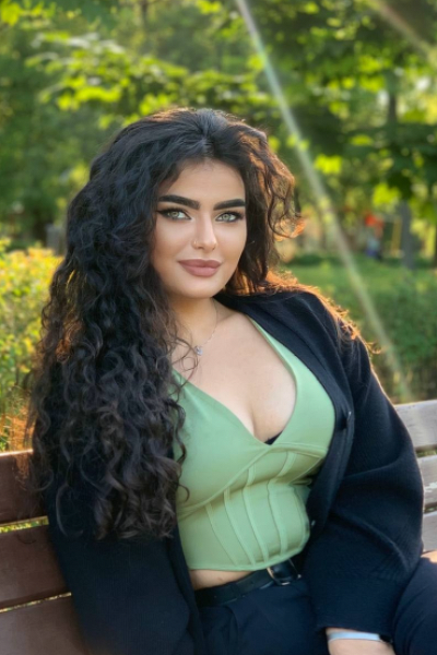 Captivating Gaze: Veronika, 23 y.o. from Dnipro, Ukraine — VeronikaLove