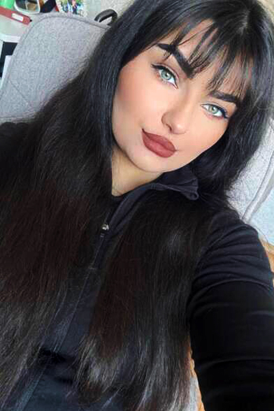 Captivating Gaze: Veronika, 23 y.o. from Dnipro, Ukraine — VeronikaLove