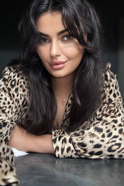 Captivating Gaze: Veronika, 23 y.o. from Dnipro, Ukraine — VeronikaLove