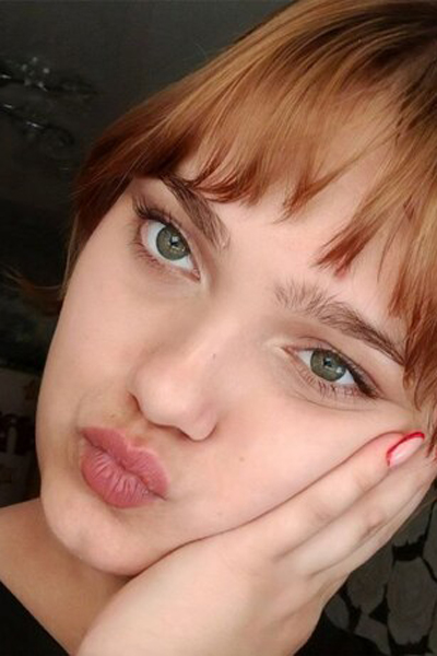 Enchanting Aura: Victoria, 19 y.o. from Poltava, Ukraine — VeronikaLove