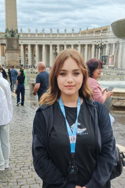 Enchanting Aura: Victoria, 19 y.o. from Kharkiv region, Ukraine — VeronikaLove