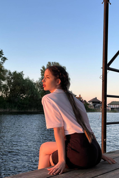 Enigmatic Allure: Inna, 20 y.o. from Kyiv, Ukraine — VeronikaLove