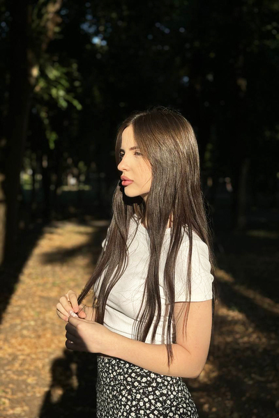 Enigmatic Allure: Inna, 20 y.o. from Kyiv, Ukraine — VeronikaLove