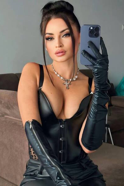 Serene Simona, 26 y.o. from No region, Lithuania with Brown hair — VeronikaLove