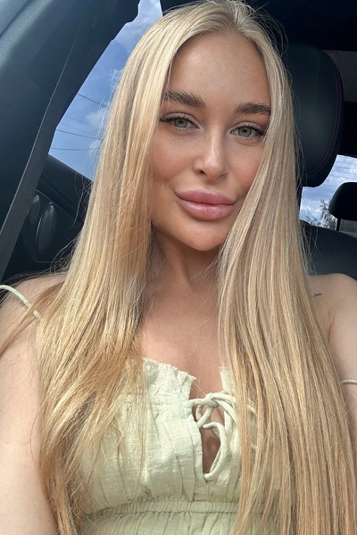 Enchanting Viktoria, 27 y.o. from Dnipro, Ukraine with Blonde hair — VeronikaLove