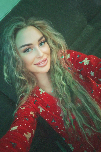 Enchanting Viktoria, 27 y.o. from Dnipro, Ukraine with Blonde hair — VeronikaLove