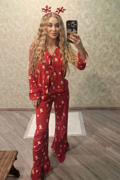 Enchanting Viktoria, 27 y.o. from Dnipro, Ukraine with Blonde hair — VeronikaLove