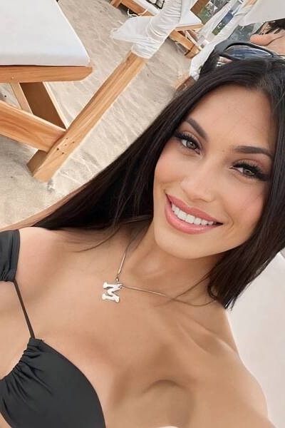 Enigmatic Beauty: Melody Oriana, 24 y.o. from Provincia de Buenos Aires, Argentina — VeronikaLove
