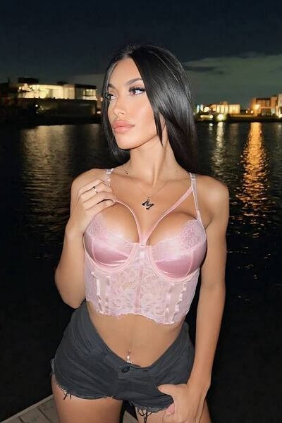 Enigmatic Beauty: Melody Oriana, 24 y.o. from Provincia de Buenos Aires, Argentina — VeronikaLove
