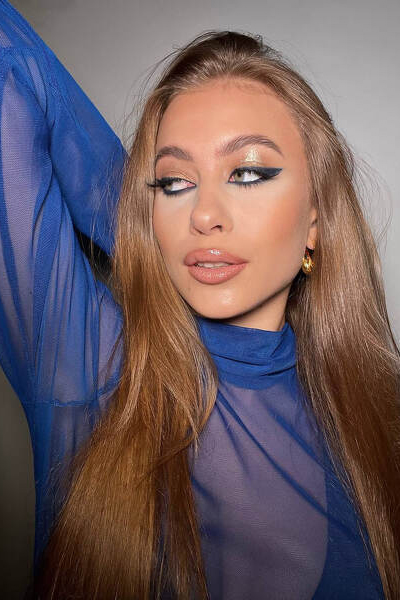 Graceful Albina, 20 y.o. from Las Palmas de Gran Canaria, Spain with Light-brown hair — VeronikaLove