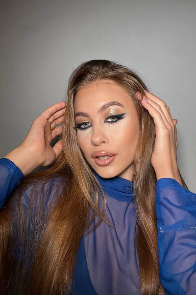 Graceful Albina, 20 y.o. from Las Palmas de Gran Canaria, Spain with Light-brown hair — VeronikaLove