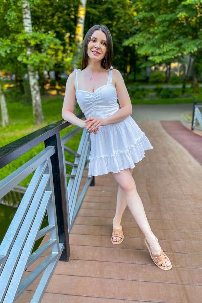 Graceful Radiance: Olga, 27 y.o. from Mykolaiv, Ukraine — VeronikaLove
