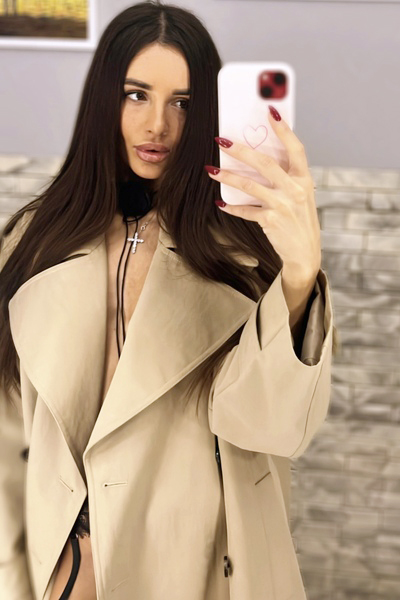 Enthralling Gaze: Inna, 37 y.o. from Dnipro, Ukraine — VeronikaLove