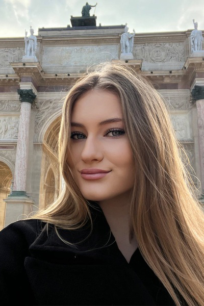 Graceful Charm: Olga, 18 y.o. from Kyiv, Ukraine — VeronikaLove