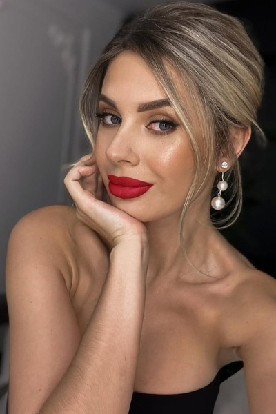 Enthralling Gaze: Olga, 28 y.o. from Lviv, Ukraine — VeronikaLove