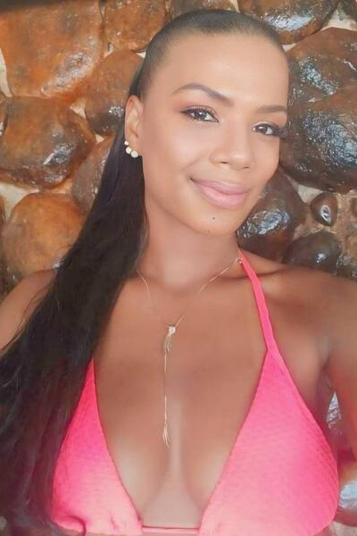 Dazzling Charm: Adriana, 41 y.o. from Los Angeles, United States — VeronikaLove