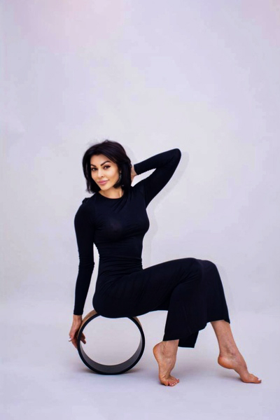 Captivating Beauty: Angela, 45 y.o. from Judetul Covasna, Romania — VeronikaLove