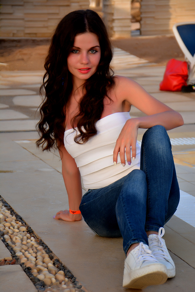 Divine Presence: Julia, 42 y.o. from Kyiv, Ukraine — VeronikaLove