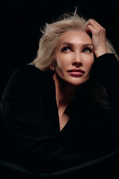 Captivating Beauty: Oksana, 51 y.o. from Kryvyi Rih, Ukraine — VeronikaLove