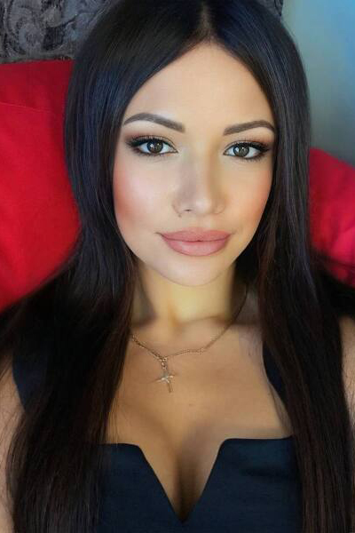 Angelic Grace: Anastasia, 31 y.o. from Montpellier, France — VeronikaLove