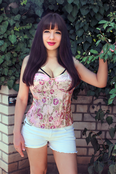 Captivating Gaze: Irina, 32 y.o. from Mykolaiv, Ukraine — VeronikaLove