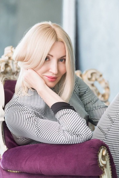 Magnetic Charm: Nadia, 56 y.o. from Kyiv, Ukraine — VeronikaLove