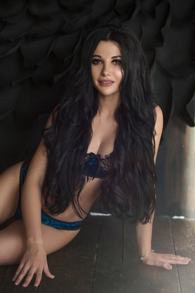 Enchanting Aura: Yana, 33 y.o. from Poltava, Ukraine — VeronikaLove