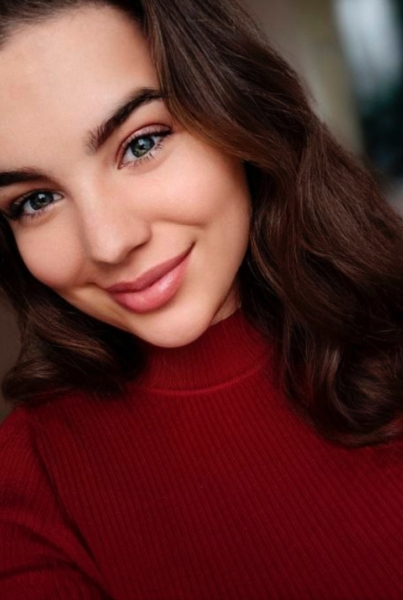 Enchanting Gaze: Yulia, 24 y.o. from Kyiv, Ukraine — VeronikaLove