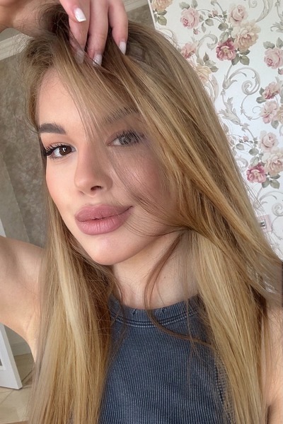 Whimsical Wonder: Lina, 24 y.o. from Chisinau, Moldova — VeronikaLove