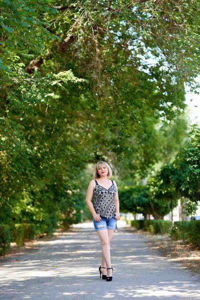 Mystical Enchantment: Ludmila, 60 y.o. from Zaporizhzhia, Ukraine — VeronikaLove