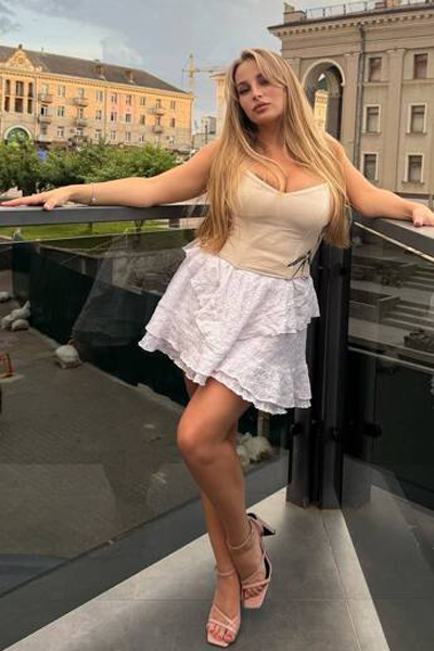 Enigmatic Charm: Nina, 30 y.o. from Rivne, Ukraine — VeronikaLove