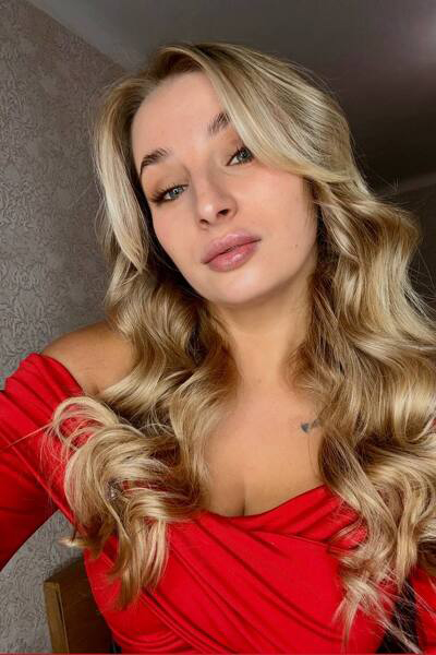 Enigmatic Charm: Nina, 30 y.o. from Rivne, Ukraine — VeronikaLove