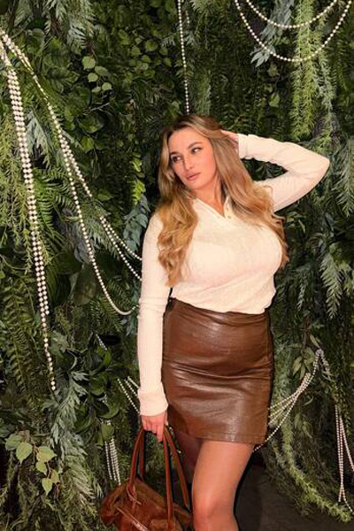 Enigmatic Charm: Nina, 30 y.o. from Rivne, Ukraine — VeronikaLove