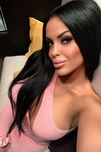 Radiant Charm: Anna, 34 y.o. from Dakovicki okrug, Serbia — VeronikaLove