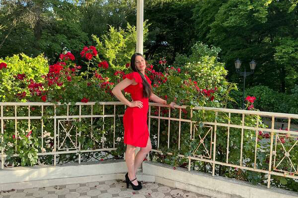 Enchanting Aura: Inna, 40 y.o. from Lodz, Poland — VeronikaLove