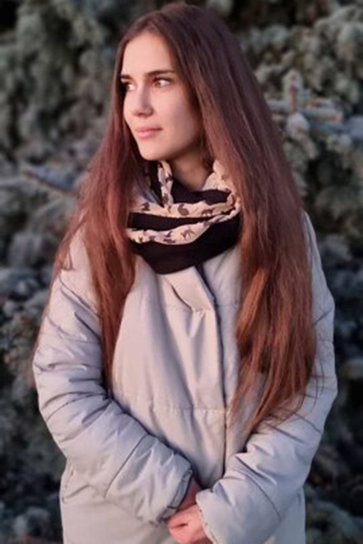 Elegant Olena, 25 y.o. from Mykolaiv, Ukraine with Chestnut hair — VeronikaLove