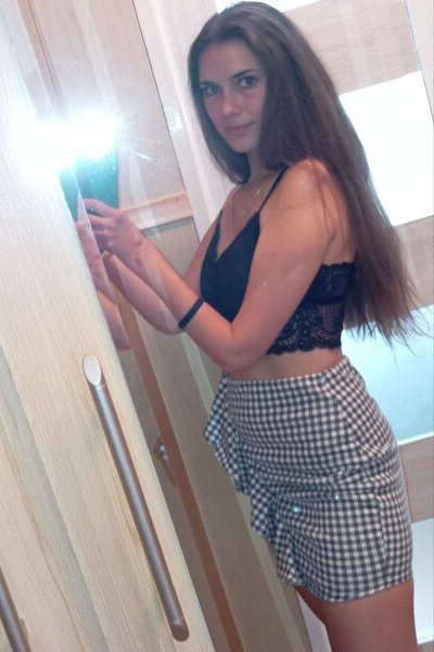Elegant Olena, 25 y.o. from Mykolaiv, Ukraine with Chestnut hair — VeronikaLove