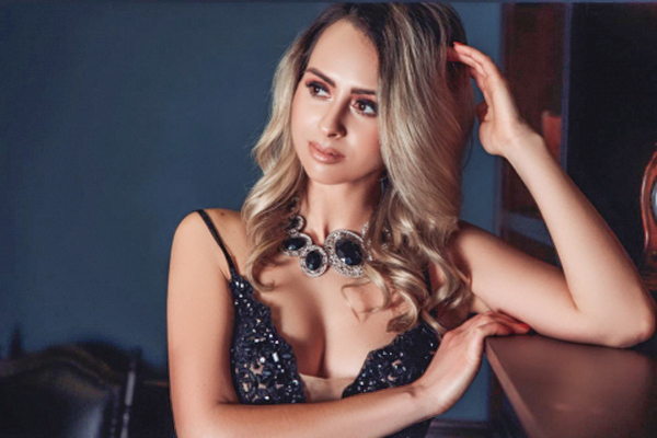 Vivacious Inna, 33 y.o. from Odesa, Ukraine with Blonde hair — VeronikaLove