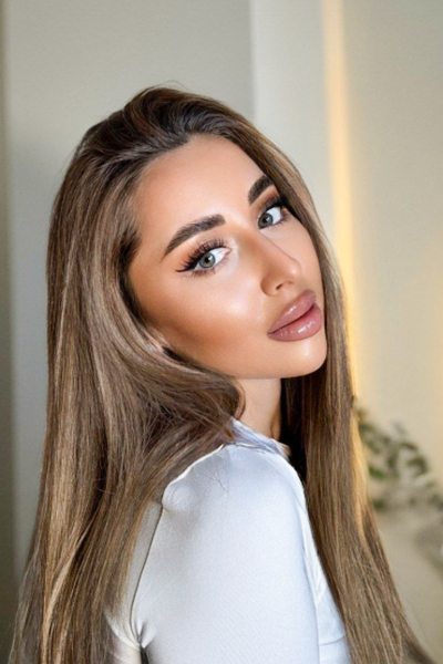 Elegant Enchantment: Kseniya, 27 y.o. from Sumy, Ukraine — VeronikaLove