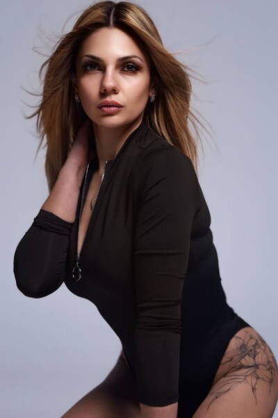 Enchanting Bogdana, 33 y.o. from Zhytomyr, Ukraine with Light-brown hair — VeronikaLove