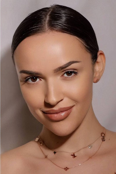 Joyful Bogdana, 23 y.o. from Kyiv, Ukraine with Brown hair — VeronikaLove