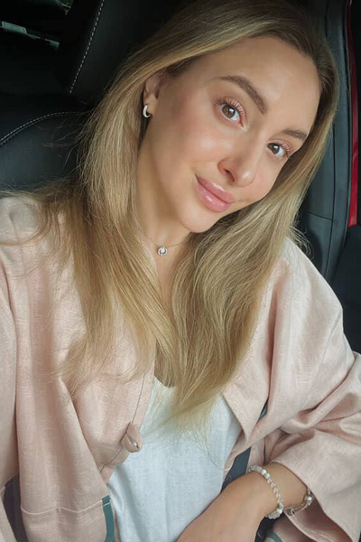 Magnetic Allure: Aleksandra, 23 y.o. from Texas, United States — VeronikaLove