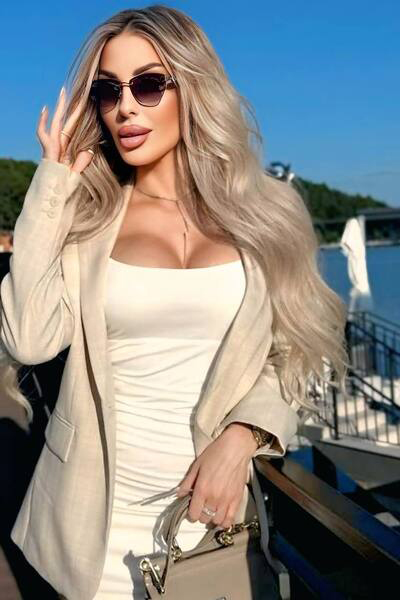 Enthralling Gaze: Kristina, 36 y.o. from Lviv, Ukraine — VeronikaLove