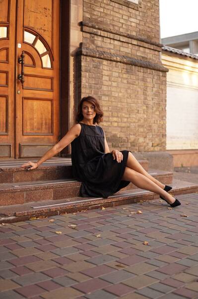 Graceful Charm: Larisa, 51 y.o. from Kremenchuk, Ukraine — VeronikaLove