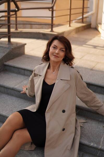 Graceful Charm: Larisa, 51 y.o. from Kremenchuk, Ukraine — VeronikaLove