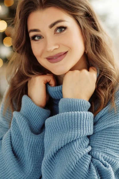 Vibrant Nadiia, 34 y.o. from Bila Tserkva, Ukraine with Light-brown hair — VeronikaLove