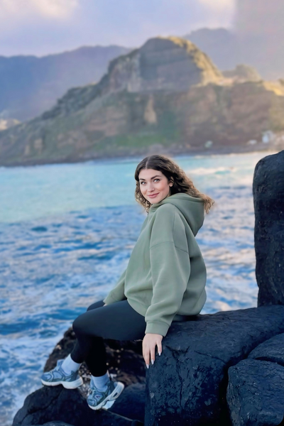 Vibrant Nadiia, 34 y.o. from Bila Tserkva, Ukraine with Light-brown hair — VeronikaLove