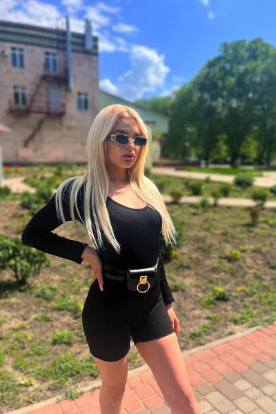 Timeless Grace: Diana, 27 y.o. from Cherkasy, Ukraine — VeronikaLove